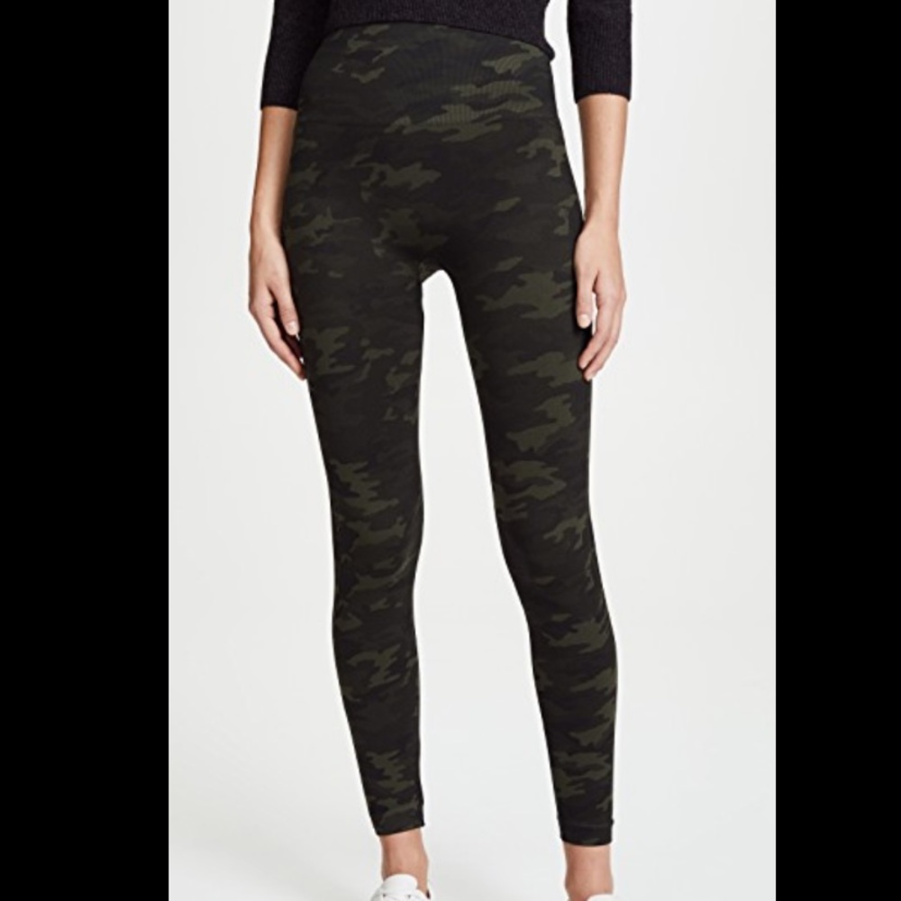 NWT Green Camo Spanx Leggings